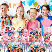 Set vesela pentru 10 Copii, Lilo si Stitch, Petrecere Aniversara, 1x Fata de Masa, 10x Farfurie mare, 10x Farfurie mica, 10x Pahare, 20x Servetele, 10x Furculita/Lingura/Cutit, Carton, Roz - costumecarnaval - serbare.ro